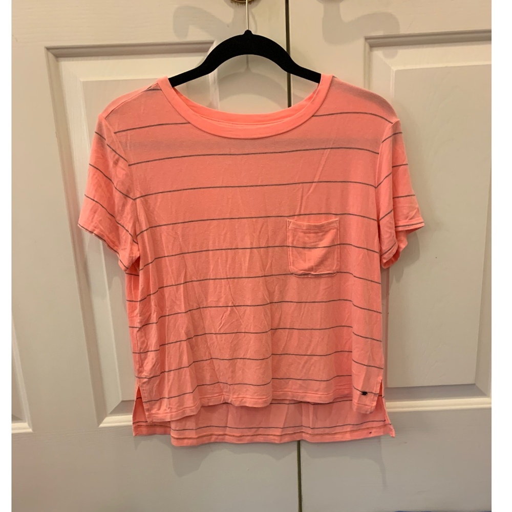 American eagle t shirt